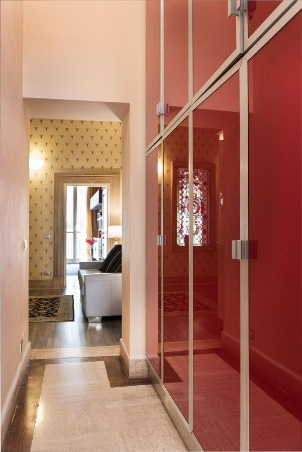 Nsm 71Viadelcorso Appartamento Con Terrazzo Rome Exterior photo