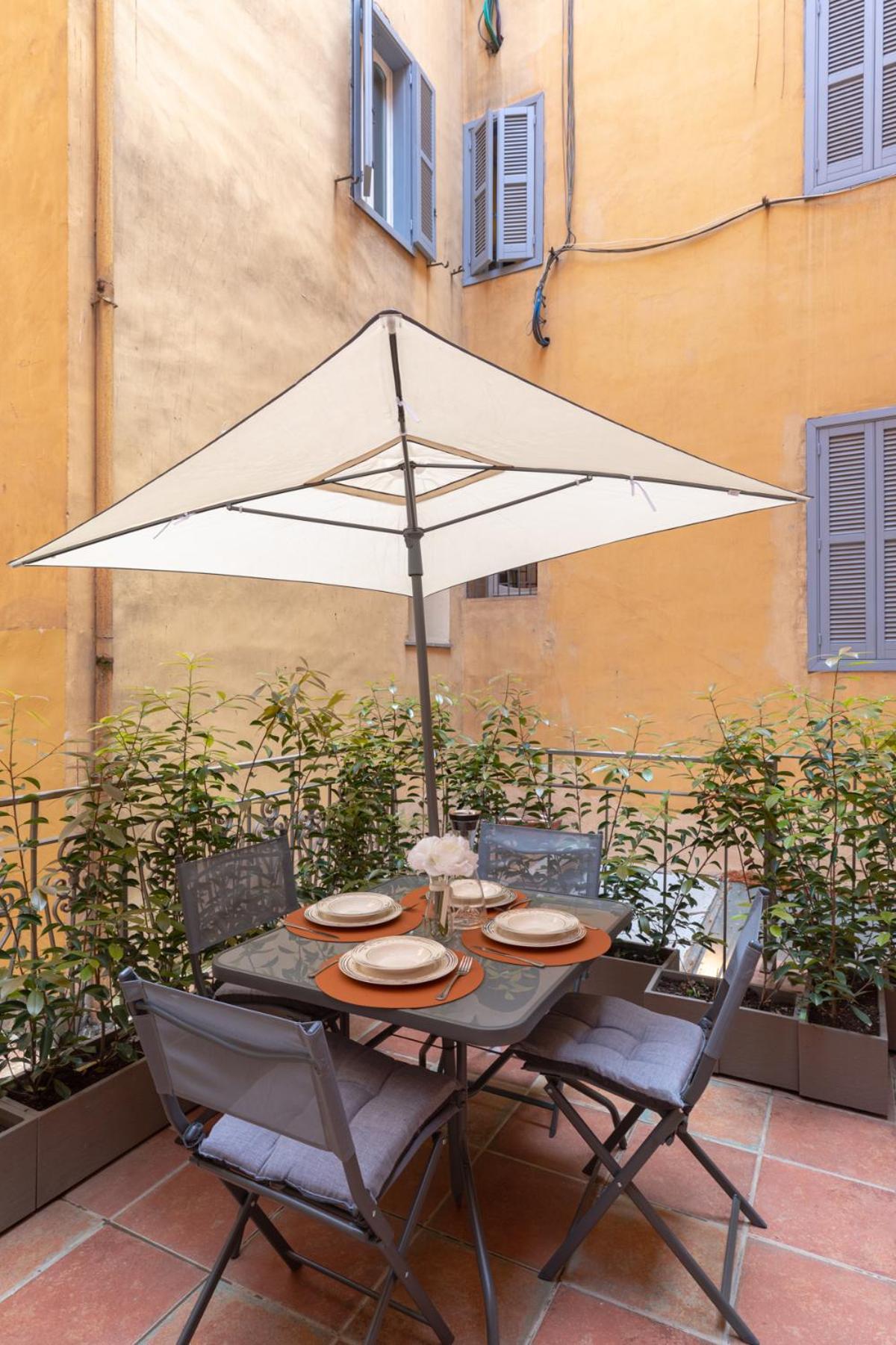 Nsm 71Viadelcorso Appartamento Con Terrazzo Rome Exterior photo