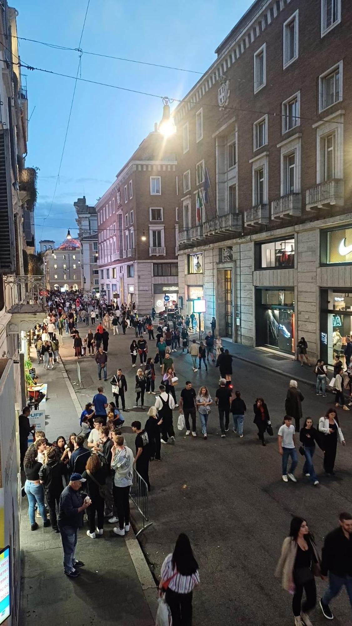 Nsm 71Viadelcorso Appartamento Con Terrazzo Rome Exterior photo